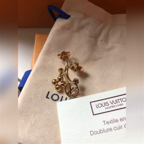 oryginalne kolczyki louis vuitton|louis vuitton pendants.